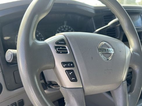 Used 2018 Nissan NV 2500 S RWD image 11
