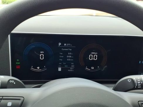 Used 2025 Hyundai Tucson Blue AWD/4WD image 19
