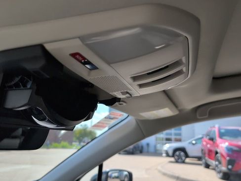 Used 2025 Subaru Ascent Limited image 42