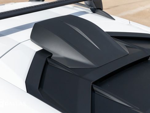 Used 2023 Lamborghini Huracan Sterrato image 12