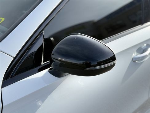 Used 2021 Mercedes-Benz A 220 4MATIC image 13