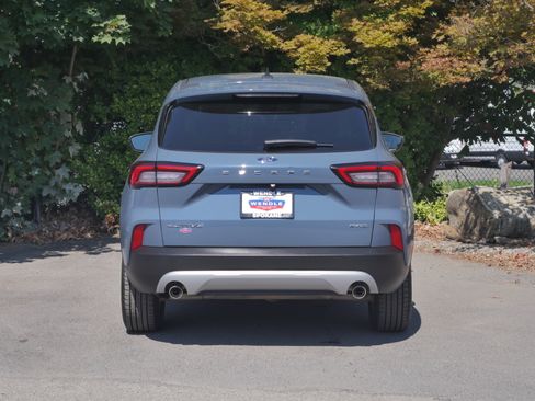 Certified 2025 Ford Escape Active AWD/4WD image 21