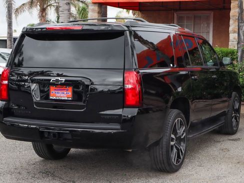 Used 2019 Chevrolet Suburban Premier image 9