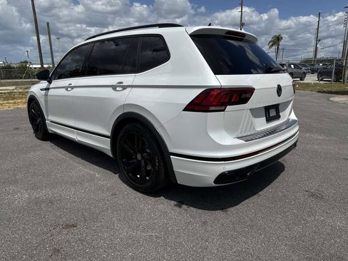 Used 2023 Volkswagen Tiguan SE R-Line image 12