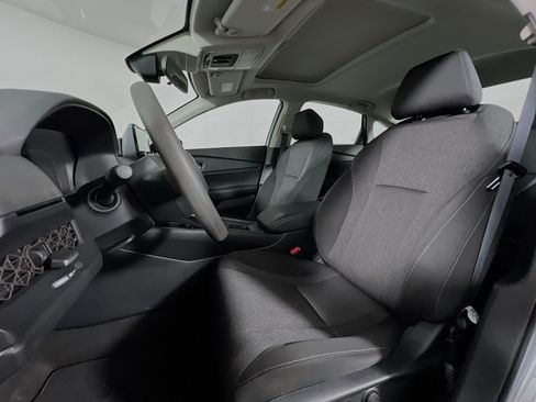 Used 2023 Honda Accord EX image 10
