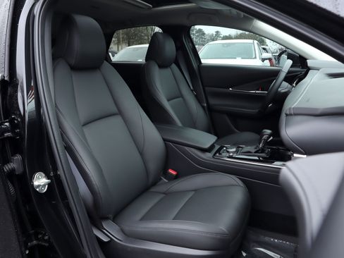 Certified 2025 MAZDA CX-30 AWD 2.5 S w/ Preferred Package image 26