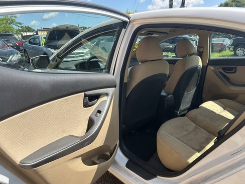 Used 2012 Hyundai Elantra GLS w/ Preferred Pkg 3 FWD image 12