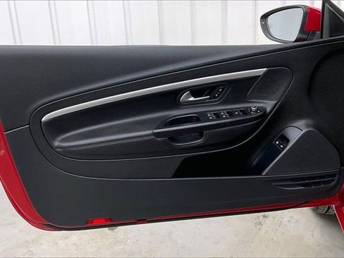 Used 2014 Volkswagen Eos image 20