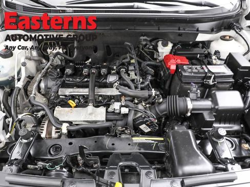 Used 2023 Nissan Kicks SV image 7