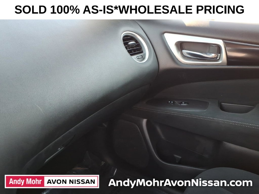 Used 2015 Nissan Pathfinder SV w/ Trailer Tow Package FWD image 35