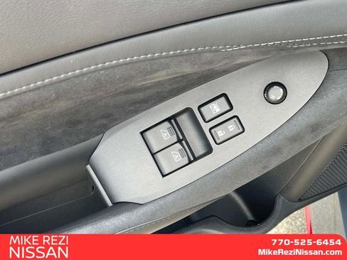 New 2025 Nissan Z NISMO w/ Floor Mat Package image 10