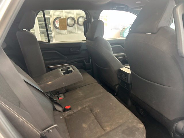 Used 2025 Toyota 4Runner SR5 RWD image 31