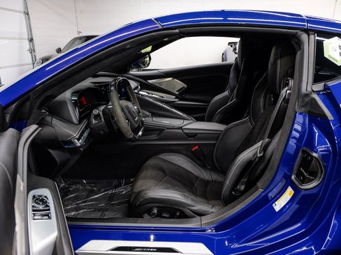 Used 2025 Chevrolet Corvette Z06 w/ Battery Protection Package image 4