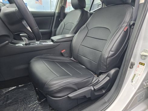Used 2021 Nissan Sentra SV FWD image 23