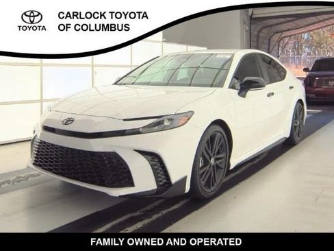 Used 2026 Toyota Camry XLE w/ Convenience Package image 1