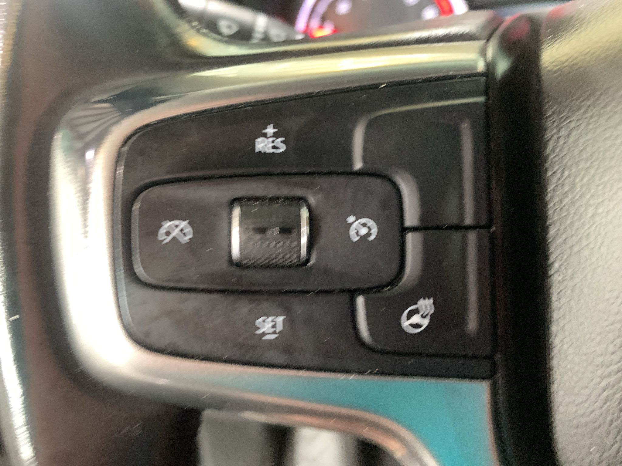 Used 2020 Chevrolet Silverado 1500 LT w/ All-Star Edition AWD/4WD image 18