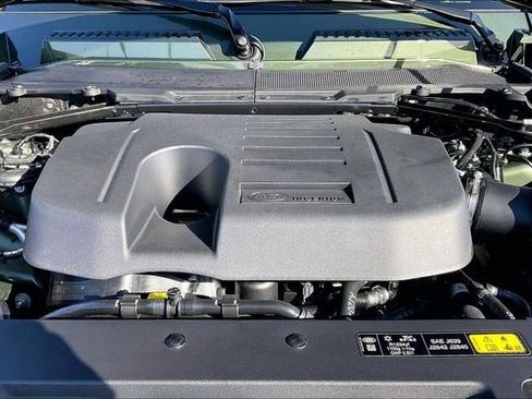 New 2026 Land Rover Defender 130 X-Dynamic SE image 13