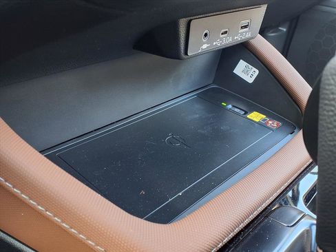 New 2026 Subaru Forester Touring image 6