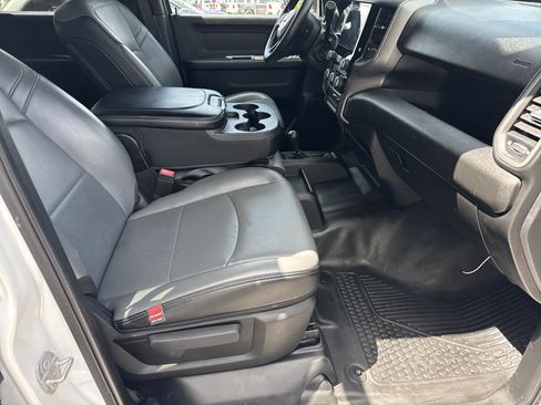 Used 2022 RAM 4500 Tradesman w/ Chrome Appearance Group AWD/4WD image 12