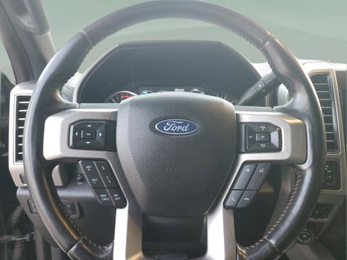Used 2021 Ford F350 Platinum w/ Tremor Off-Road Package AWD/4WD image 16