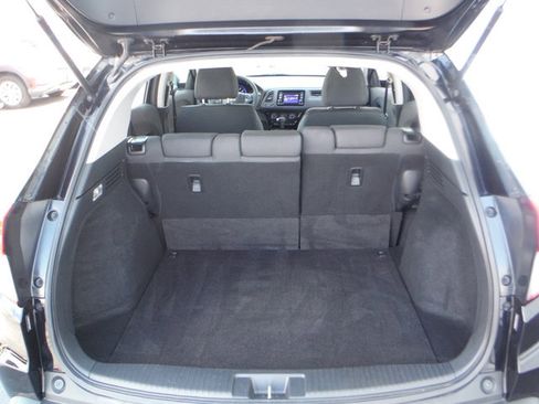 Used 2019 Honda HR-V LX image 28