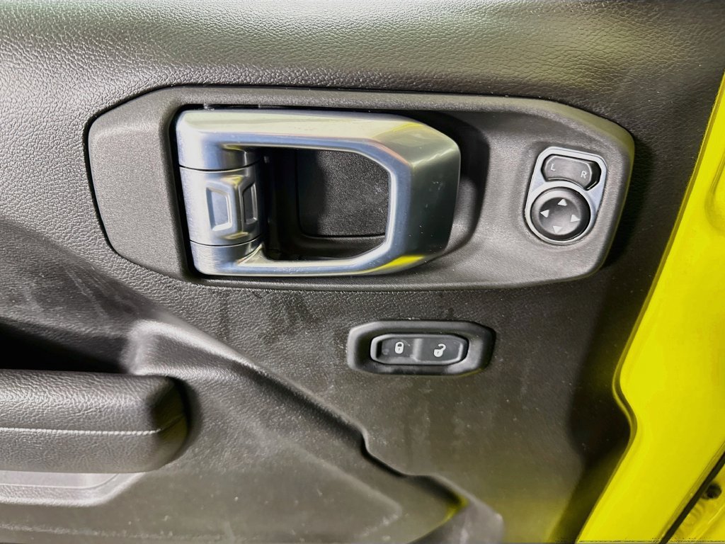 Used 2024 Jeep Wrangler Unlimited AWD/4WD image 22