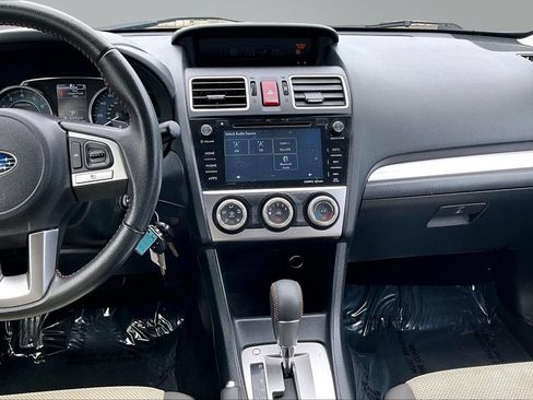 Used 2017 Subaru Crosstrek 2.0i Premium AWD/4WD image 23