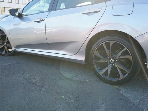 Used 2021 Honda Civic Sport image 5
