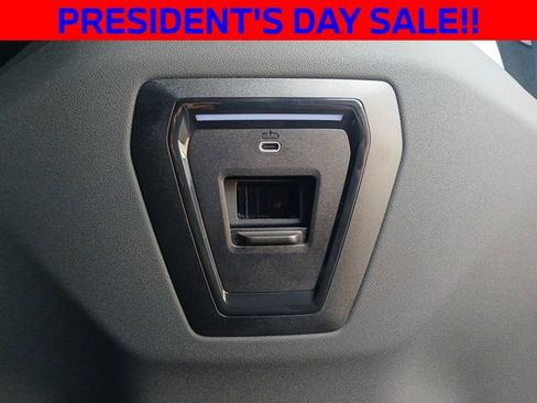 Used 2024 BMW 530i w/ M Sport Package image 17