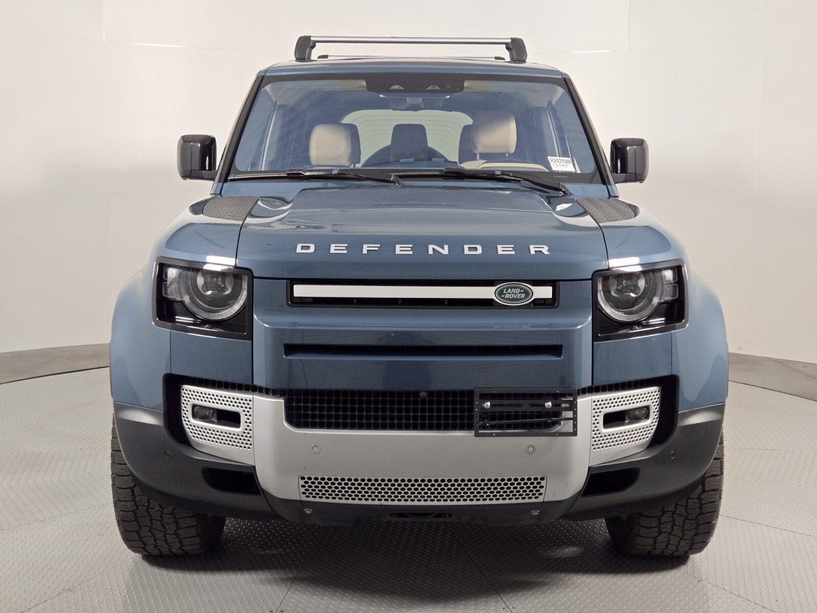 Used 2020 Land Rover Defender 110 SE AWD/4WD image 8