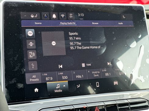 New 2026 Jeep Compass Latitude image 17