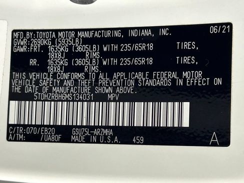 Used 2021 Toyota Highlander XLE AWD/4WD image 43