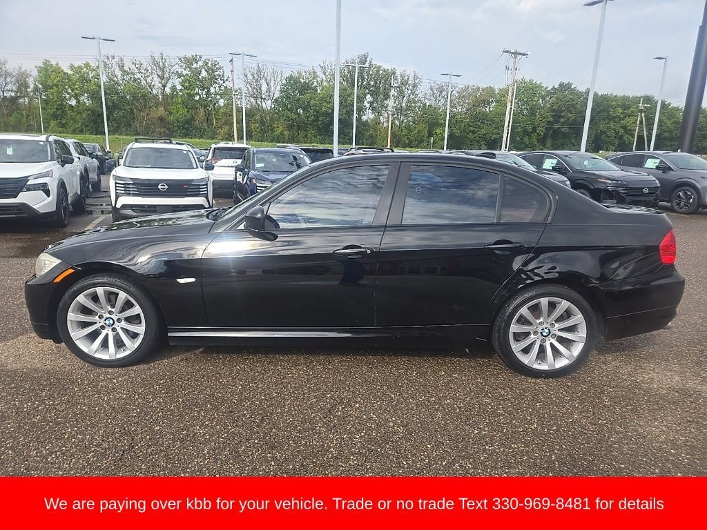 Used 2011 BMW 328i Sedan RWD image 4