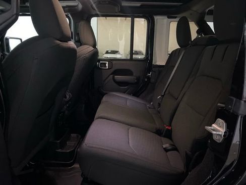 Used 2023 Jeep Wrangler Unlimited w/ Sun & Screen Package AWD/4WD image 71