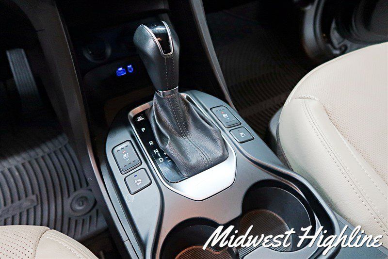Used 2017 Hyundai Santa Fe Sport AWD/4WD image 32