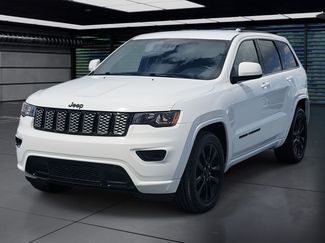 Used 2020 Jeep Grand Cherokee Altitude RWD video 1
