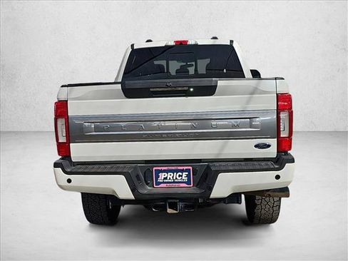 Used 2020 Ford F250 Platinum w/ Tremor Off-Road Package image 4