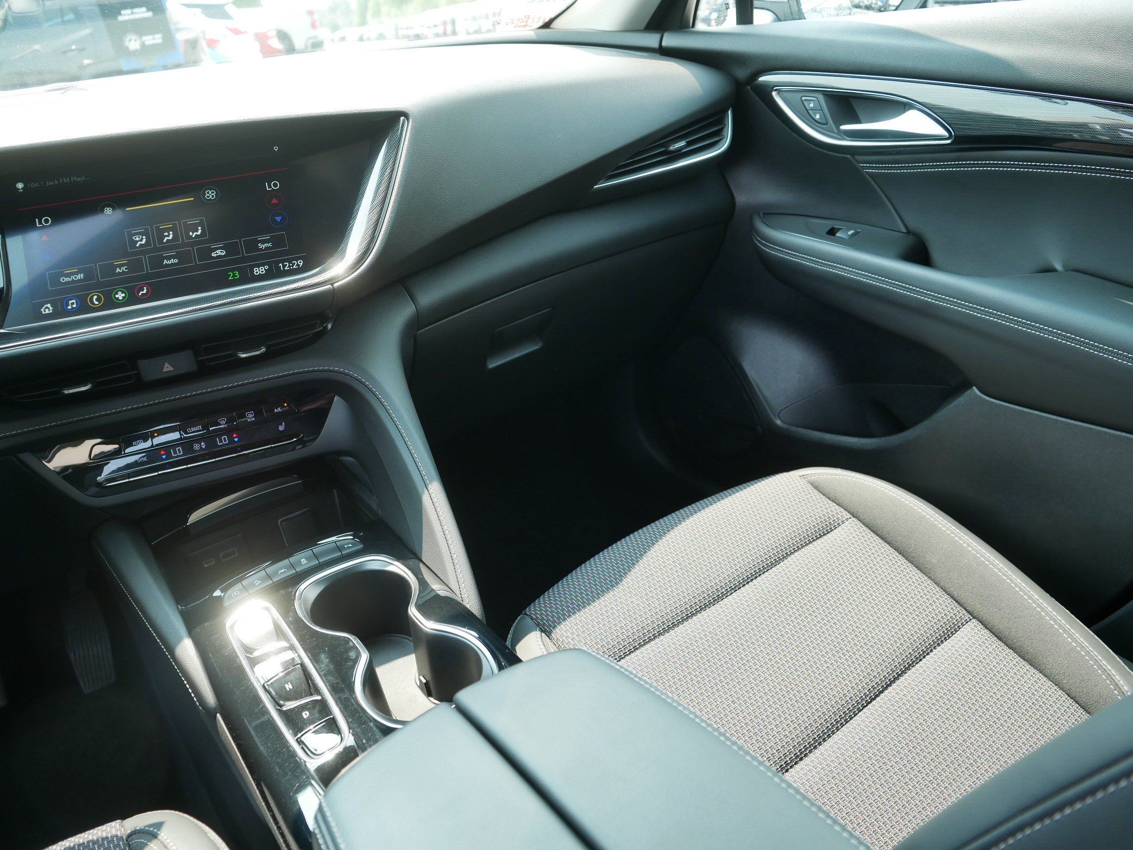 Used 2023 Buick Envision Preferred AWD/4WD image 11