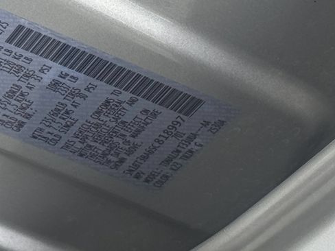 Used 2025 Nissan Rogue SV FWD image 26