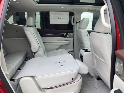 New 2026 Buick Enclave Avenir w/ Super Cruise Package AWD/4WD image 47