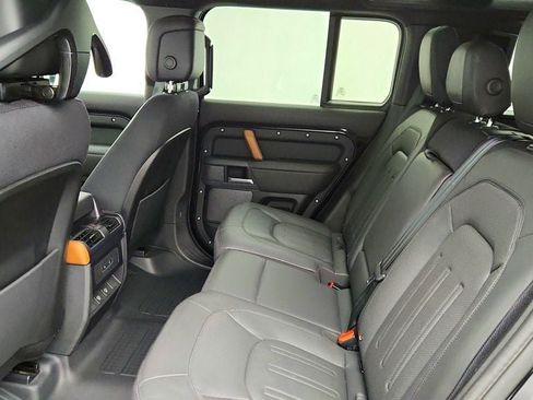 Used 2023 Land Rover Defender 110 X AWD/4WD image 22