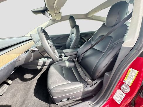 Used 2018 Tesla Model 3 Long Range image 25