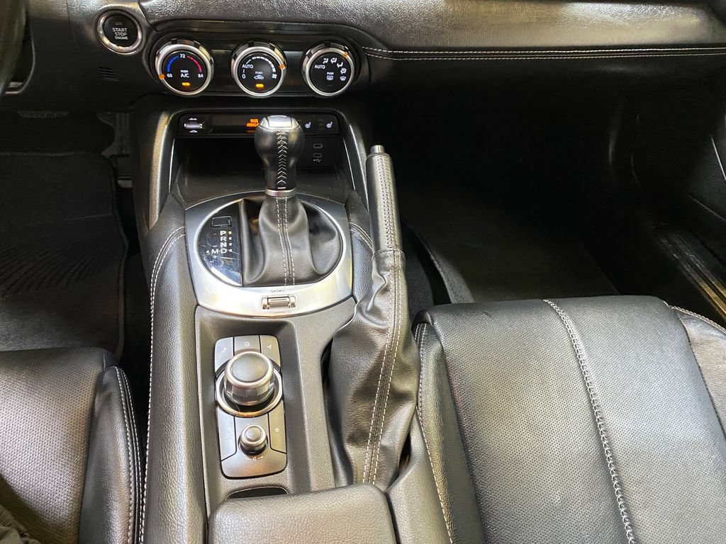 Used 2025 MAZDA MX-5 Miata RF Grand Touring RWD image 38