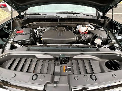 Used 2026 Chevrolet Silverado 1500 High Country w/ Technology Package image 32