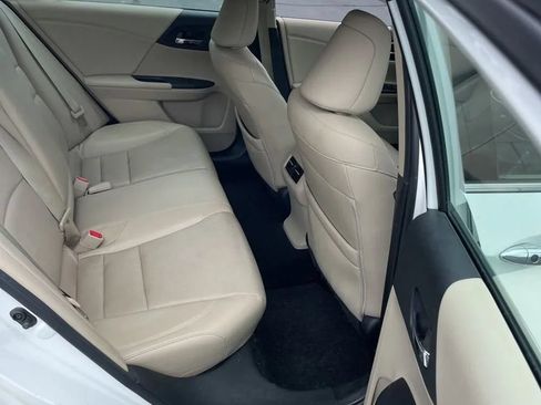 Used 2017 Honda Accord EX-L image 25