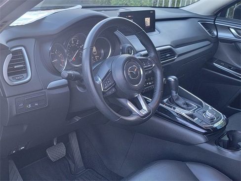 Used 2022 MAZDA CX-9 Touring image 9