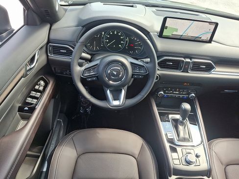 New 2025 MAZDA CX-5 Signature image 11