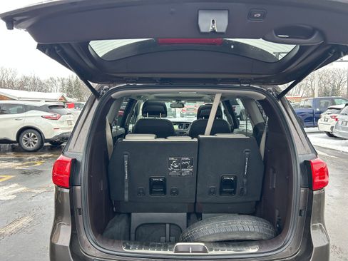 Used 2016 Kia Sedona SX Limited image 4