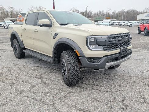 Used 2025 Ford Ranger Raptor image 2