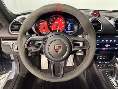 Certified 2023 Porsche 718 Cayman GT4 RWD image 15